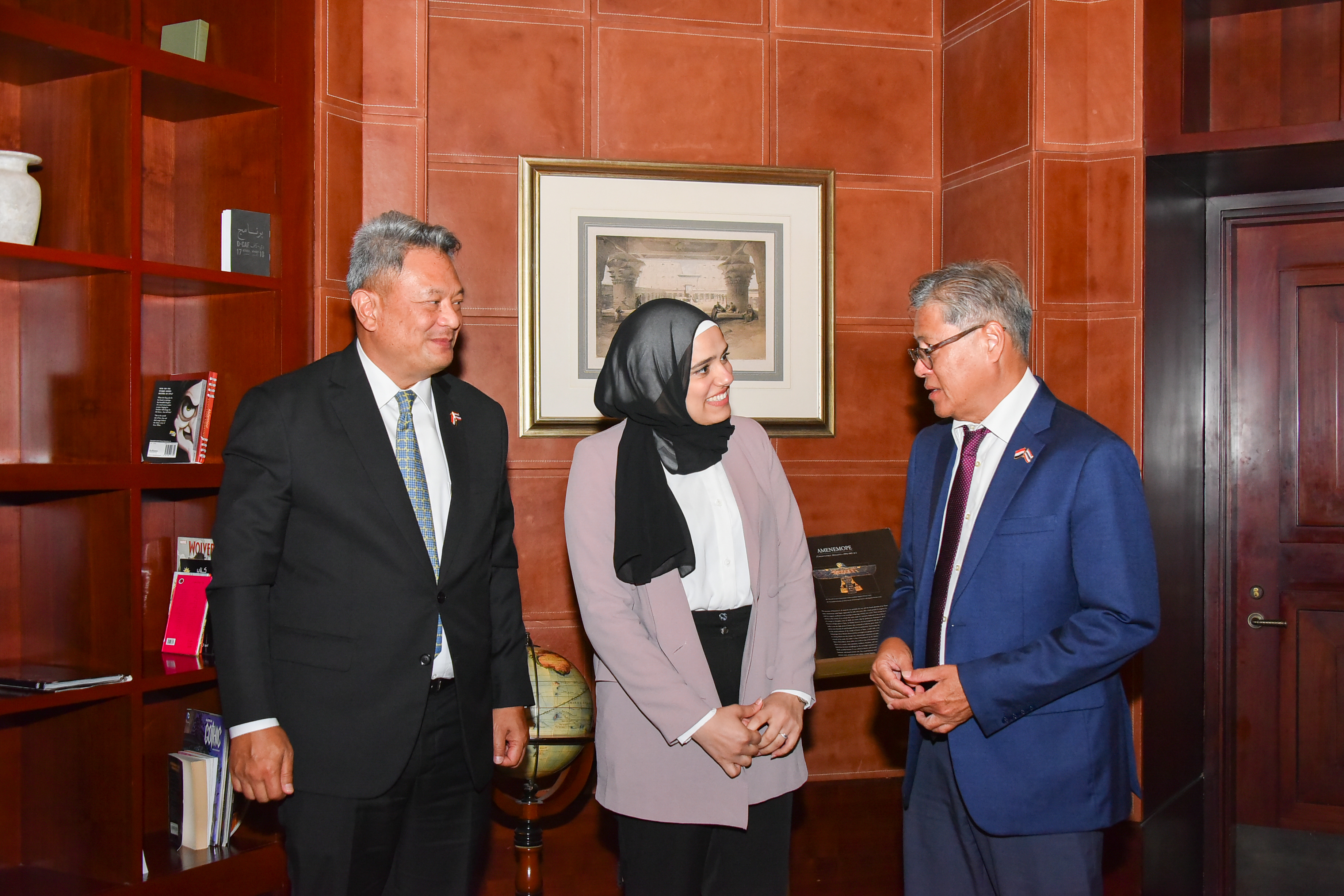 Thailand’s Vice Minister For Foreign Affairs Russ Jalichandra, along with Ambassador of the Kingdom of Thailand to Egypt, Thanawat Sirikul.
